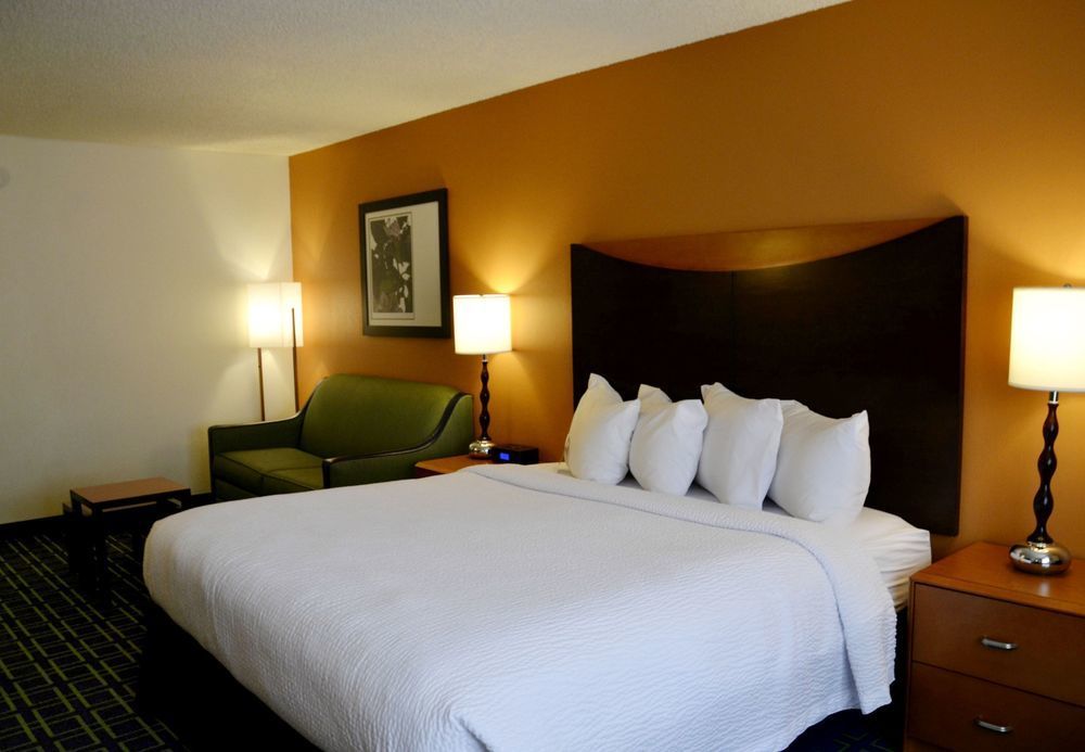 Fairfield Inn Кенневик Экстерьер фото